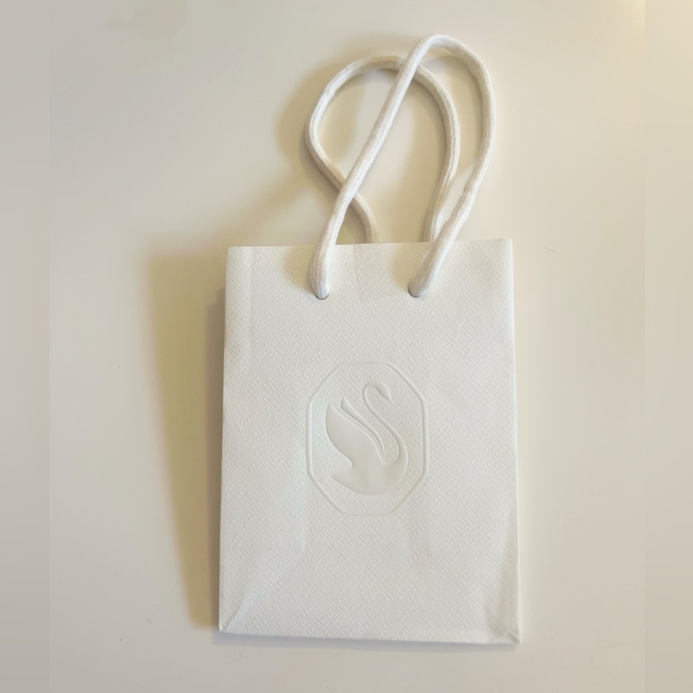 🗽Swarovski Fancy Small Ivory ShoppingBag.Swarovski Gift Wrap.Textured Paper Bag.